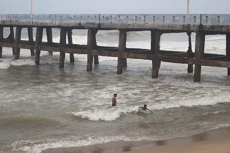 Promenade Beach in Pondicherry by the Bay of Bengal