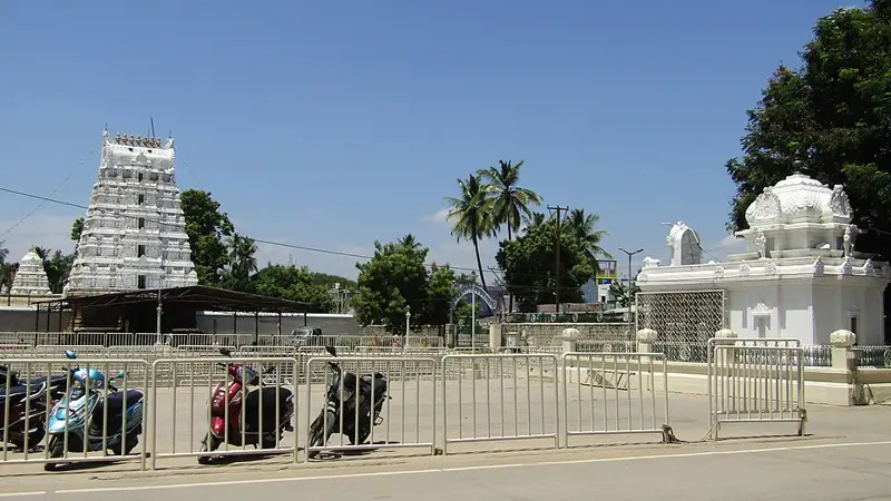 Kalyana Venkateshwara Swamy temple and Sri Anjaneya Swamy temple, Sreenivasa Mangapuram